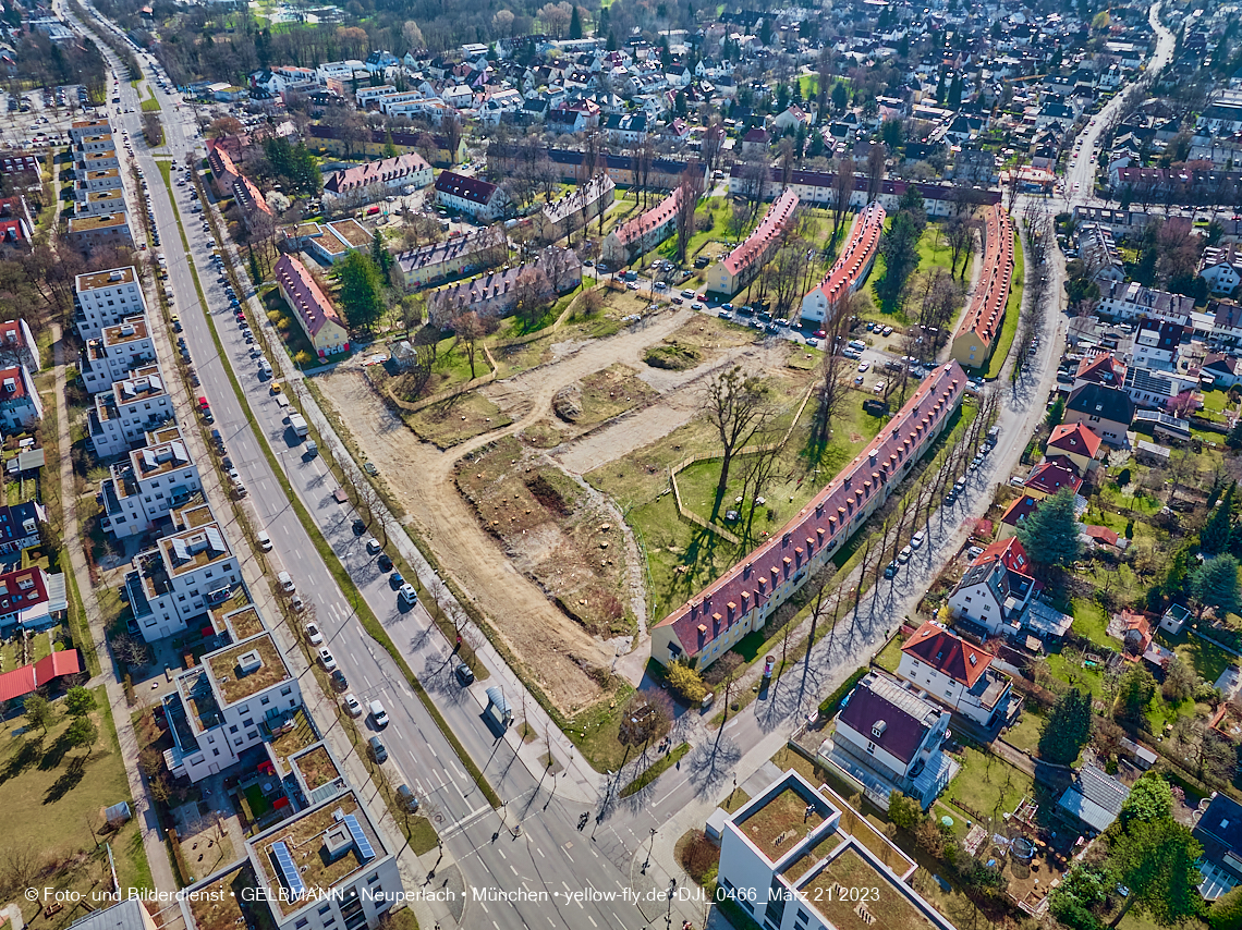 21.03.2023 - Luftbilder von der Baustelle Maikäfersiedlung in Berg am Laim